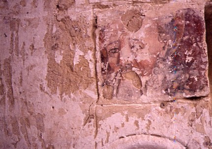 Montescaglioso, Abbazia: frammento di affresco in una cappella della chiesa.