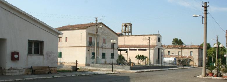 Caprarico (Tursi): strada principale.