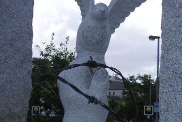 Particolare H-Block Monument