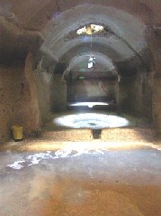 Iterno di una cisterna nell'abbazia di Montscaglioso