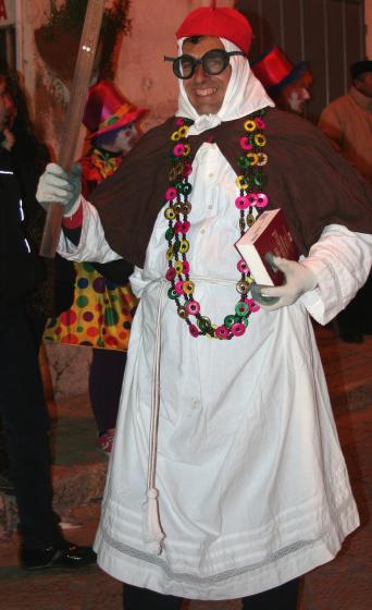 Officiante del funerale.