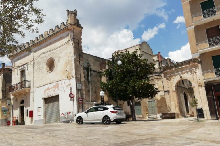 Avvistata auto di Apple Maps  Montescaglioso