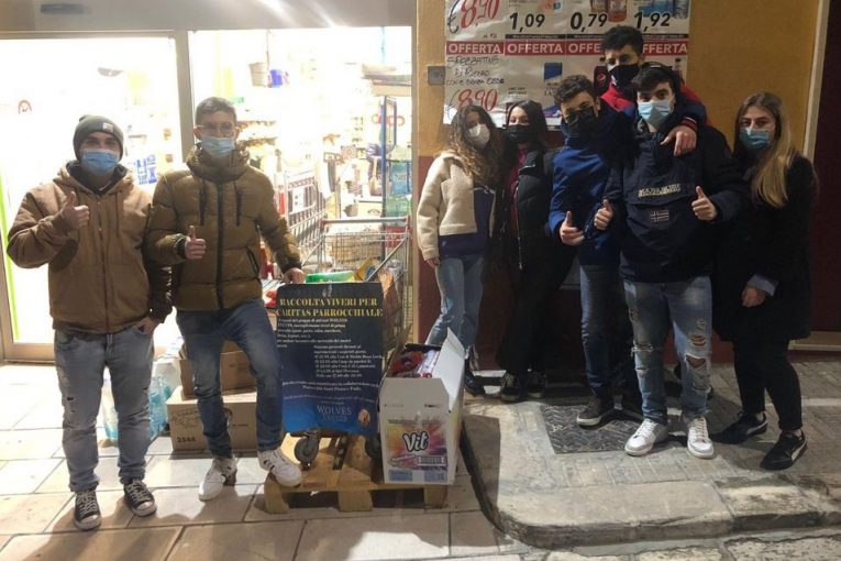 “Wolves Events” raccoglie beni alimentari per la Caritas della parrocchia Santi Pietro e Paolo di Montescaglioso